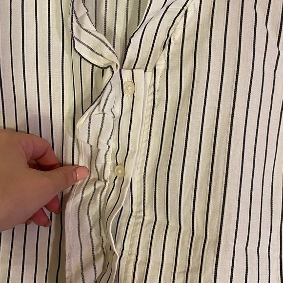 Banana Republic Striped Sleeveless Blouse - Picture 4 of 9